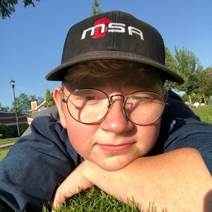 Meet your Posher, Ezra